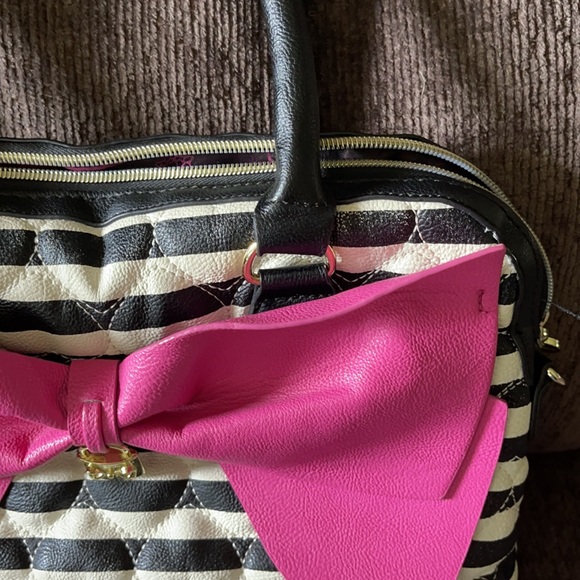 Betsy Johnson purse - Picture 6 of 9